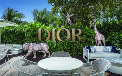 dior coffee shop miami.